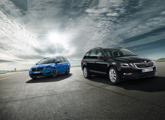Attraktive Jubiläumsmodelle: Bestellstart für OCTAVIA COMBI TOUR und OCTAVIA COMBI RS60