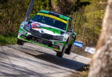 Rallye Italien Sardinien: ŠKODA Teams kämpfen um den Sieg in den Kategorien WRC2 und WRC3