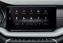 Mehrausstattung auf Knopfdruck: OCTAVIA lässt sich nachträglich um attraktive Optionen aufwerten