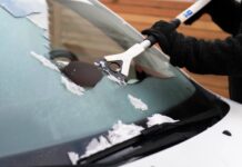 Scheiben enteisen: Daran führt kein Weg vorbei Die für eine Bremsung nötige Strecke muss überblickbar sein Coburg