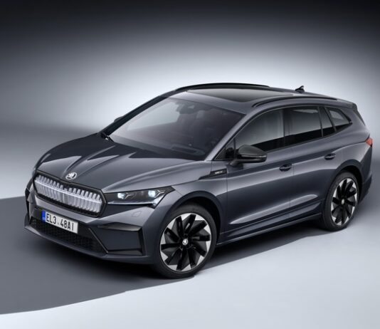 ŠKODA ENYAQ iV für ,Car of the Year‘-Award nominiert