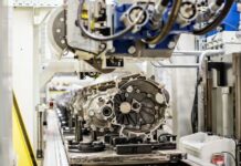 ŠKODA AUTO produziert am Standort Mladá Boleslav achtmillionstes MQ200-Schaltgetriebe