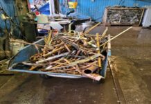 Der Schrotthändler Wesel kommt zum Kunden Kostenlose Abholung und Ankauf von Metallschrott aus einer Hand