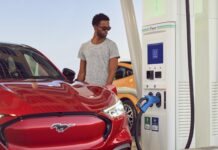 Ford ergänzt Nachhaltigkeits- und Finanzbericht 2022 erstmals durch Menschenrechtsbericht und thematisiert Klima-Risiken sowie den Übergang in elektrifizierte Zukunft