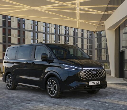 Elektromobilität für Unternehmer: Bestellen Sie jetzt den wirtschaftlichen Ford E-Transit Custom!